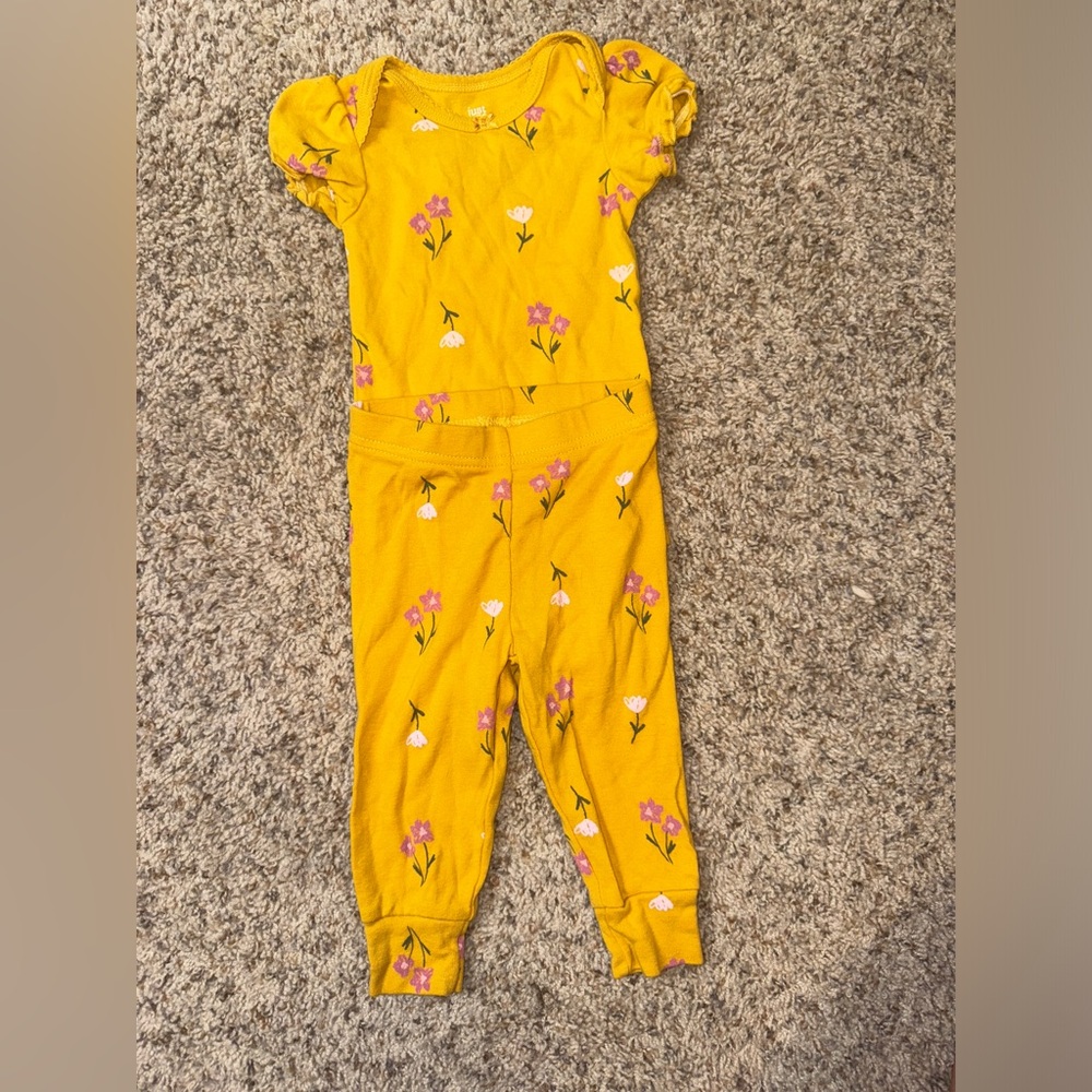 Baby Girls’ Yellow Floral Pajama Set- Just One You made by carter's Gold 9M